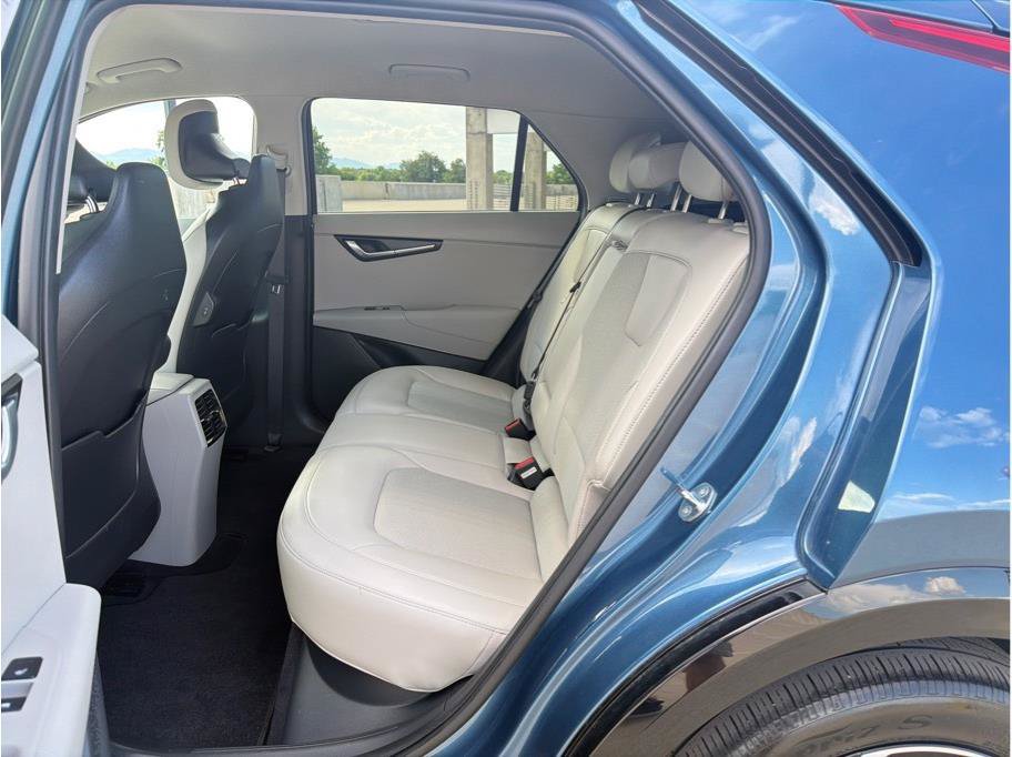 Used 2023 Kia Niro Wind w/ Wind Preserve Package FWD image 12