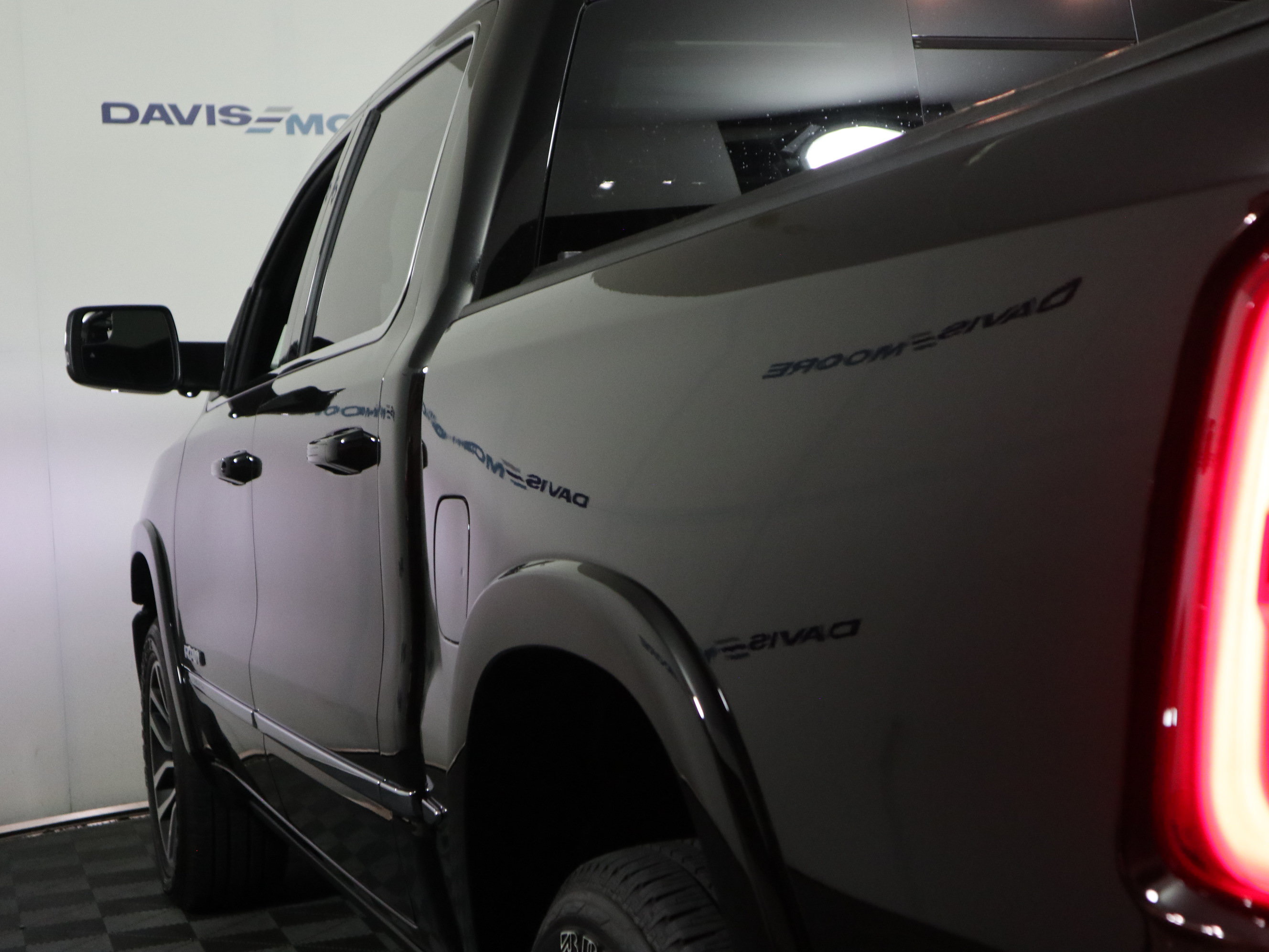 Used 2026 RAM 1500 Limited w/ Bed Utility Group AWD/4WD image 10