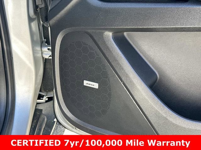 Used 2021 Chevrolet Traverse LT w/ LT Premium Package image 9