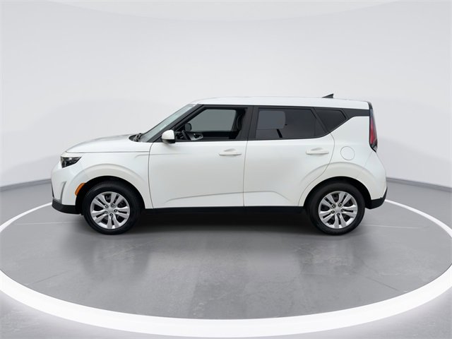 Used 2025 Kia Soul LX image 5