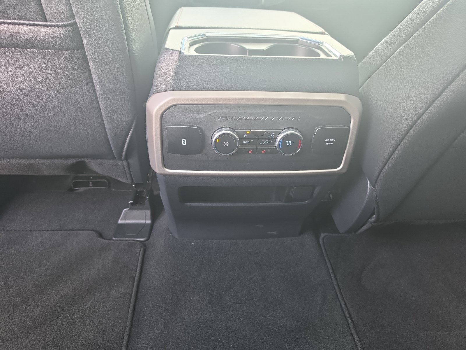 Used 2024 Ford Expedition Max Limited AWD/4WD image 22