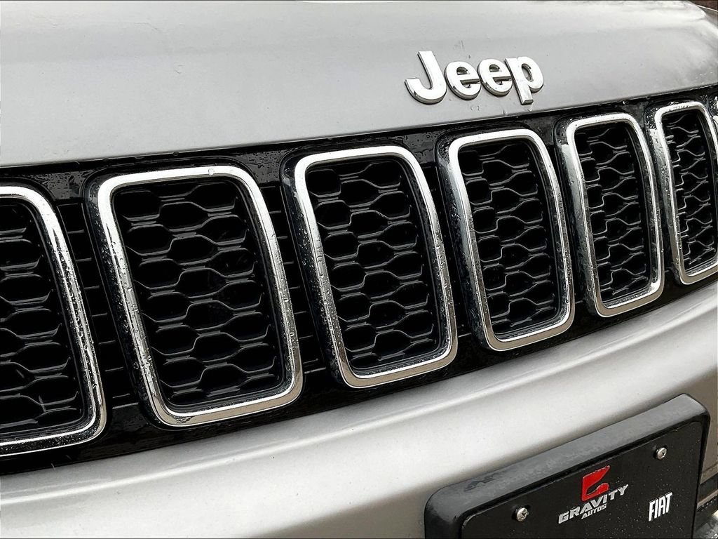 Used 2020 Jeep Grand Cherokee Limited AWD/4WD image 33
