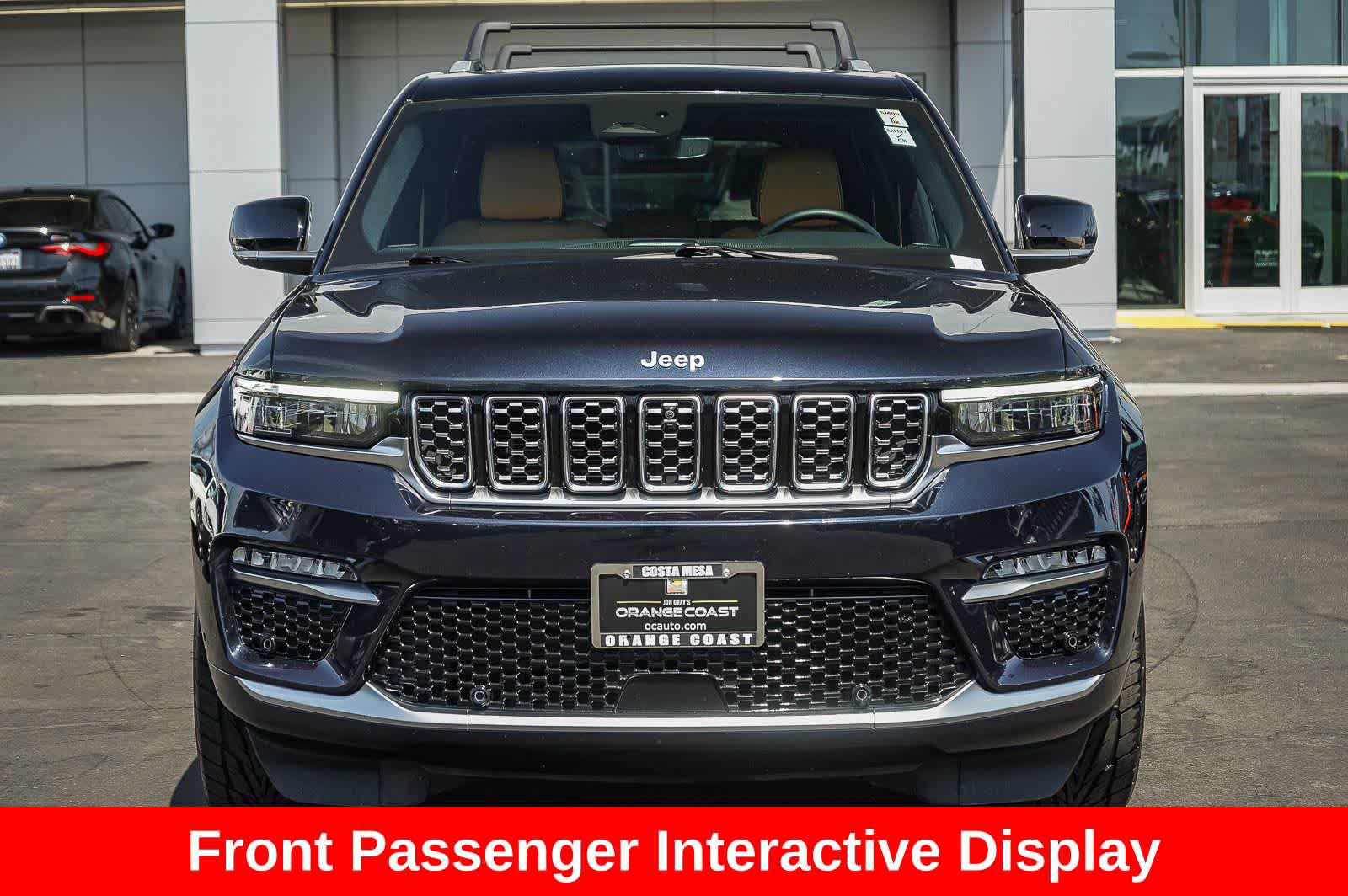 Used 2022 Jeep Grand Cherokee Summit w/ Luxury Tech Group V AWD/4WD image 2