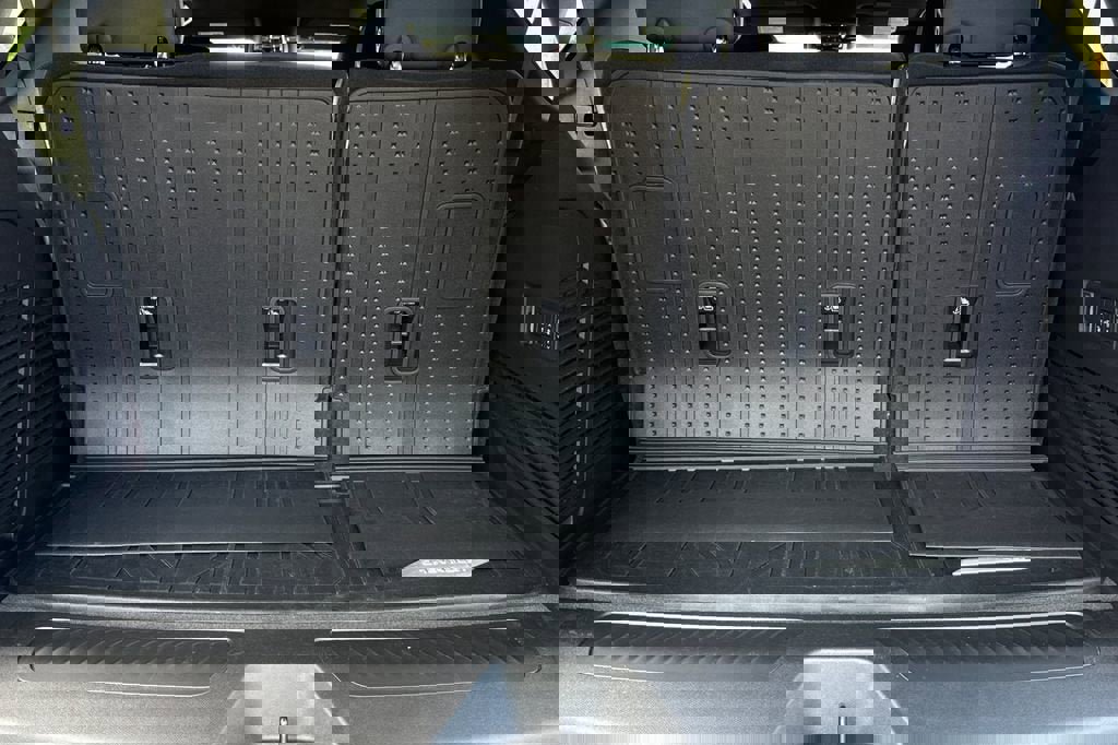 New 2026 Chevrolet Tahoe LT w/ Comfort Package image 16