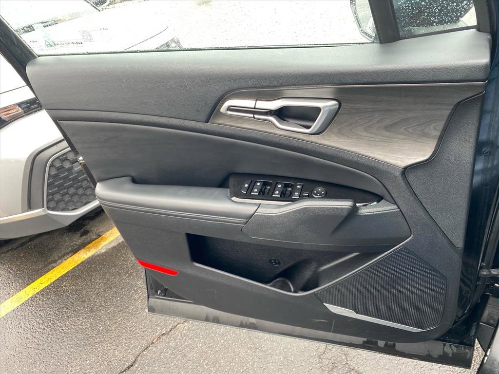 Certified 2023 Kia Sportage X-Line image 24