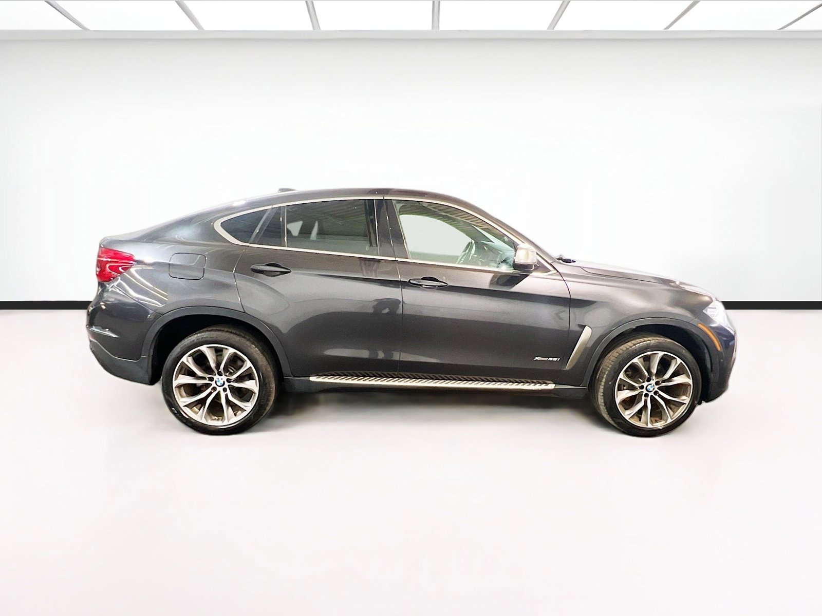 Used 2019 BMW X6 xDrive35i w/ Premium Package image 25