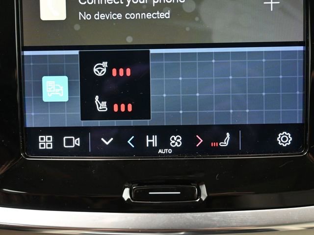 Used 2024 Volvo V60 B5 Cross Country Plus image 22