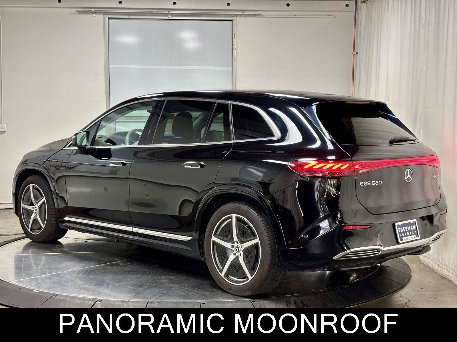 Used 2023 Mercedes-Benz EQS 580 4MATIC SUV image 7