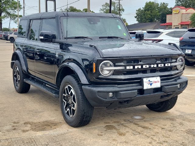 Used 2024 Ford Bronco Outer Banks AWD/4WD image 2