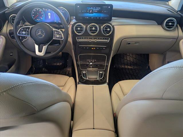 Used 2021 Mercedes-Benz GLC 300 image 16