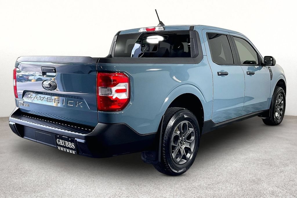 Used 2022 Ford Maverick XLT FWD image 2