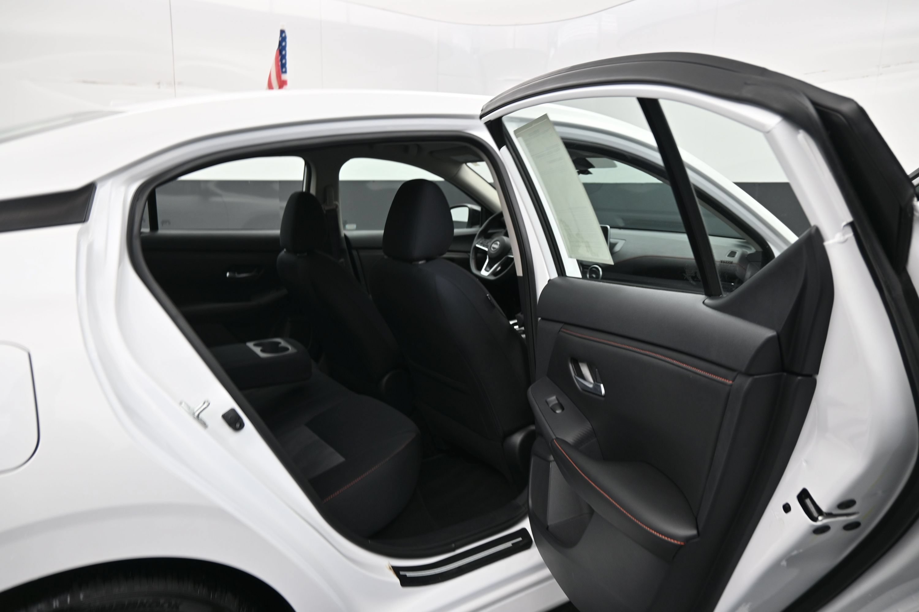 Used 2024 Nissan Sentra SR FWD image 13