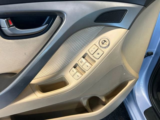 Used 2012 Hyundai Elantra GLS w/ Preferred Pkg 3 FWD image 6