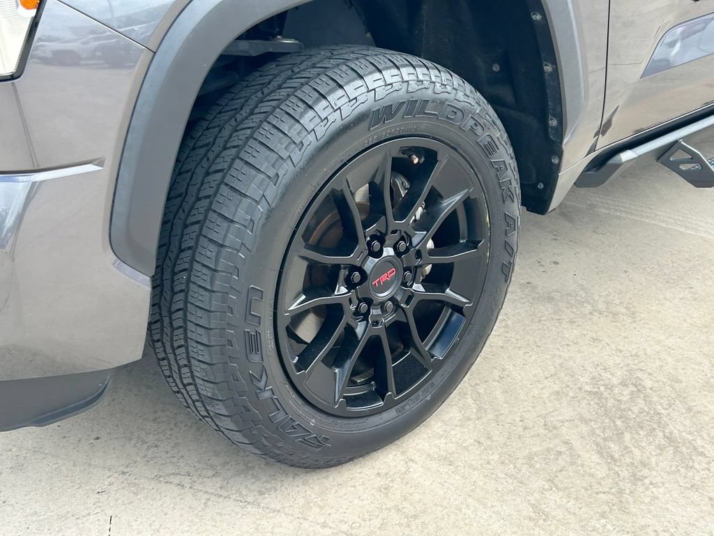 Used 2023 Toyota Tundra SR5 w/ SR5 Convenience Package AWD/4WD image 9