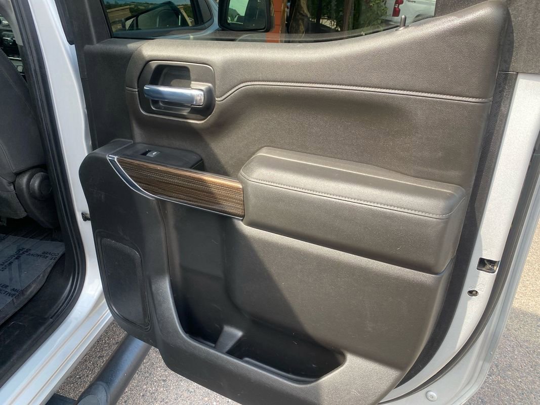 Used 2019 Chevrolet Silverado 1500 RST image 32