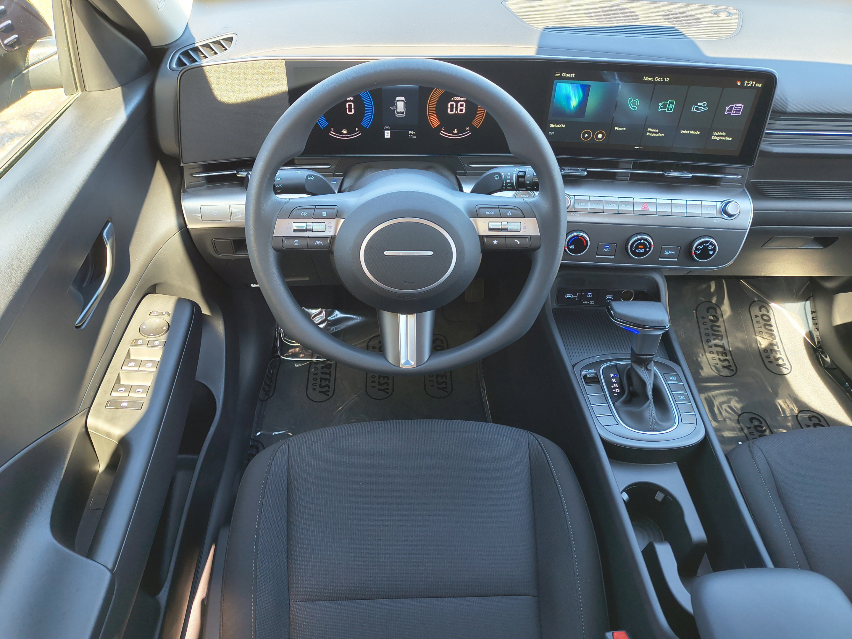 New 2027 Hyundai Kona SE FWD image 12