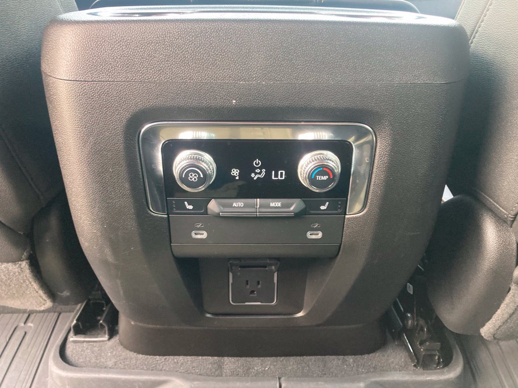 Certified 2023 GMC Yukon AT4 w/ LPO, Floor Liner Package AWD/4WD image 21