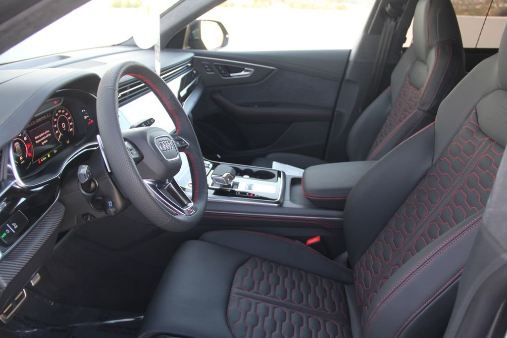 New 2025 Audi RS Q8 performance image 21