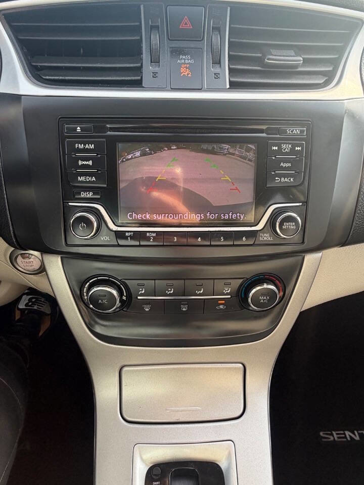 Used 2015 Nissan Sentra SV w/ Style Package image 19