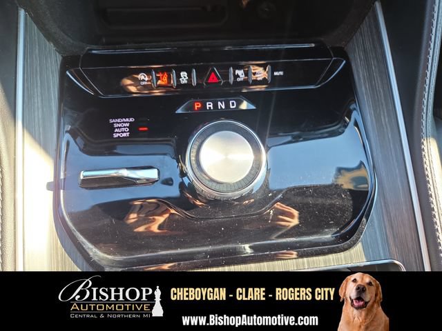 Used 2023 Jeep Wagoneer L Series II AWD/4WD image 26