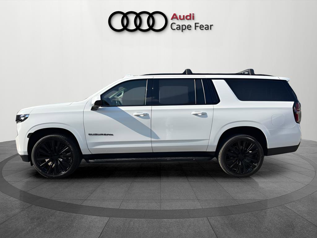 Used 2023 Chevrolet Suburban RST image 2