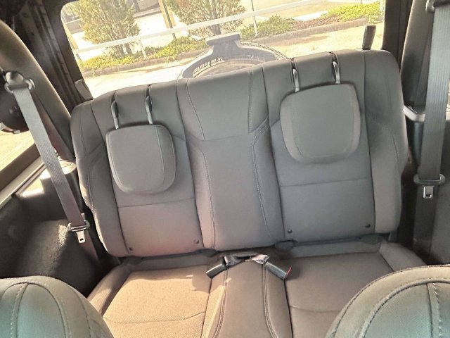 Used 2022 Jeep Wrangler Sport AWD/4WD image 13