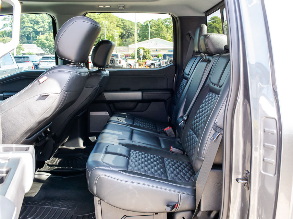 Used 2025 Ford F250 Lariat w/ Lariat Ultimate Package AWD/4WD image 17