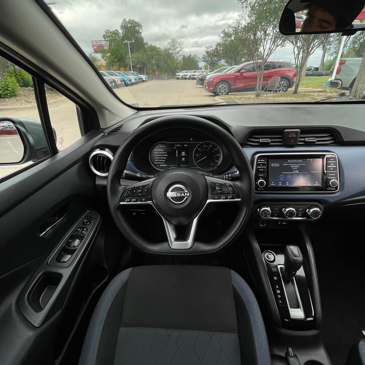 Used 2024 Nissan Versa SV FWD image 12