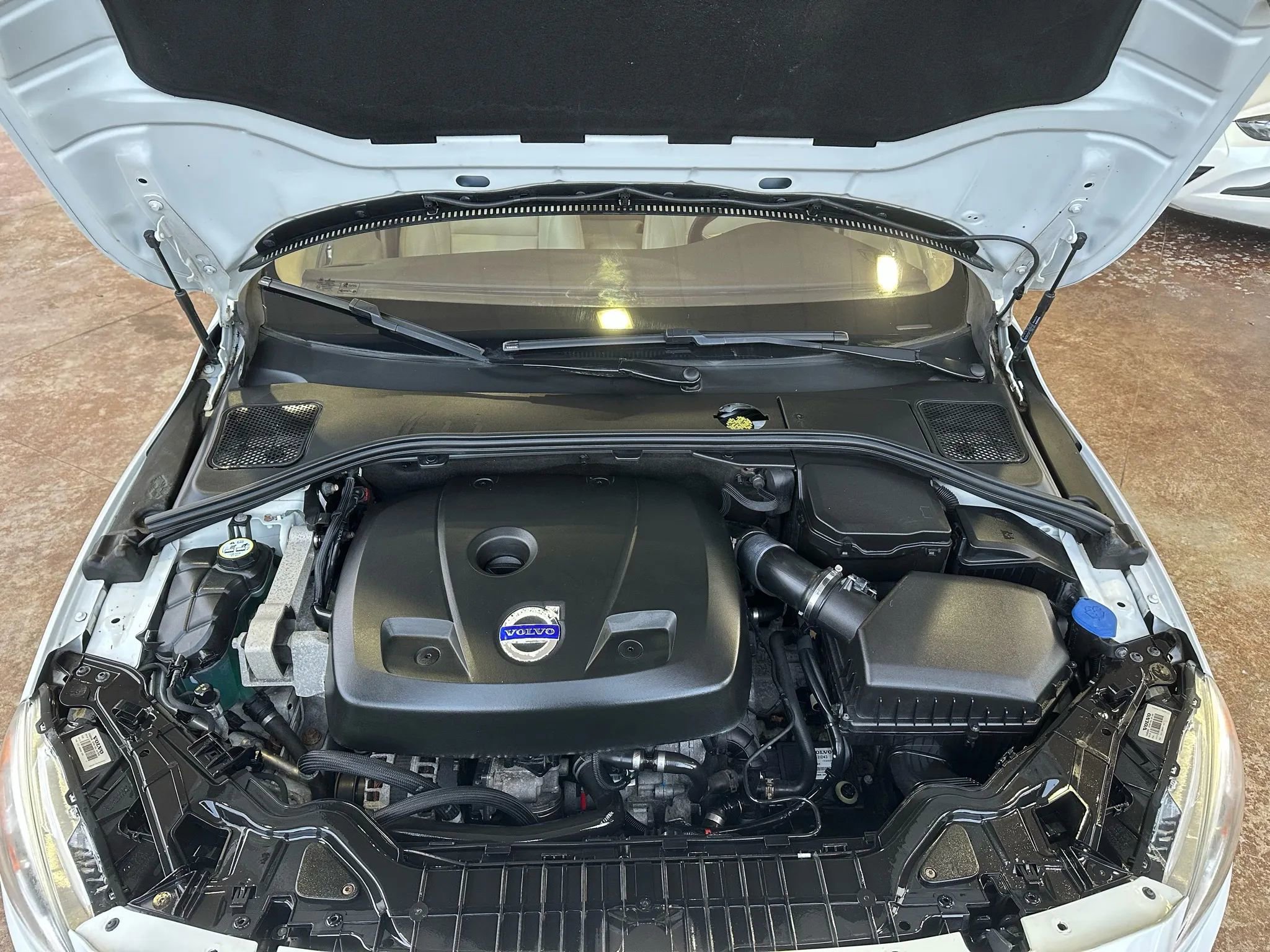 Used 2015 Volvo V60 T5 Premier FWD image 26