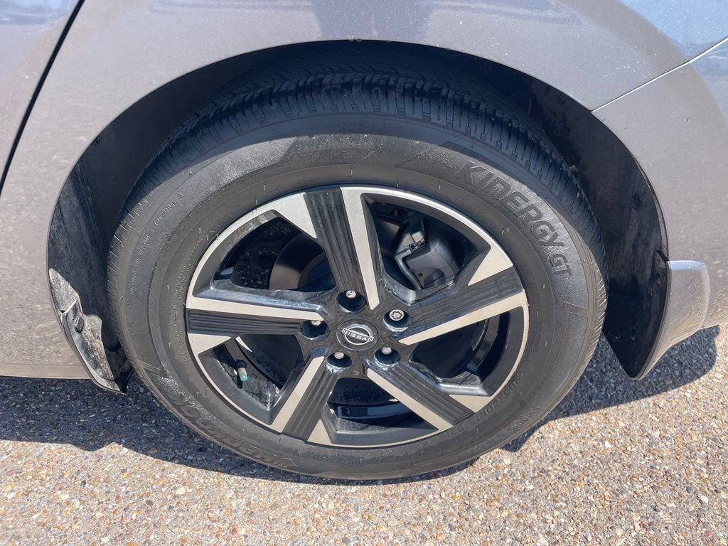 Certified 2025 Nissan Sentra SV w/ Trunk Package FWD image 17