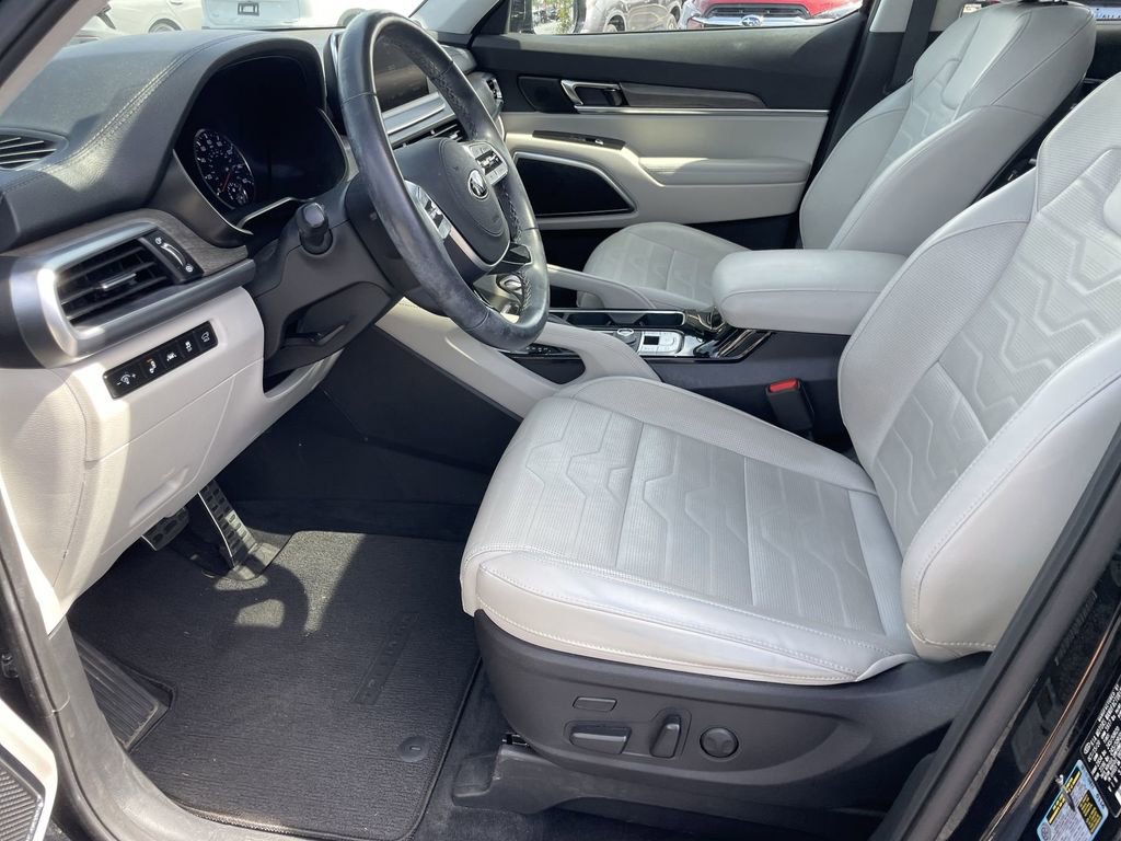 Certified 2021 Kia Telluride SX w/ SX Prestige Package image 9