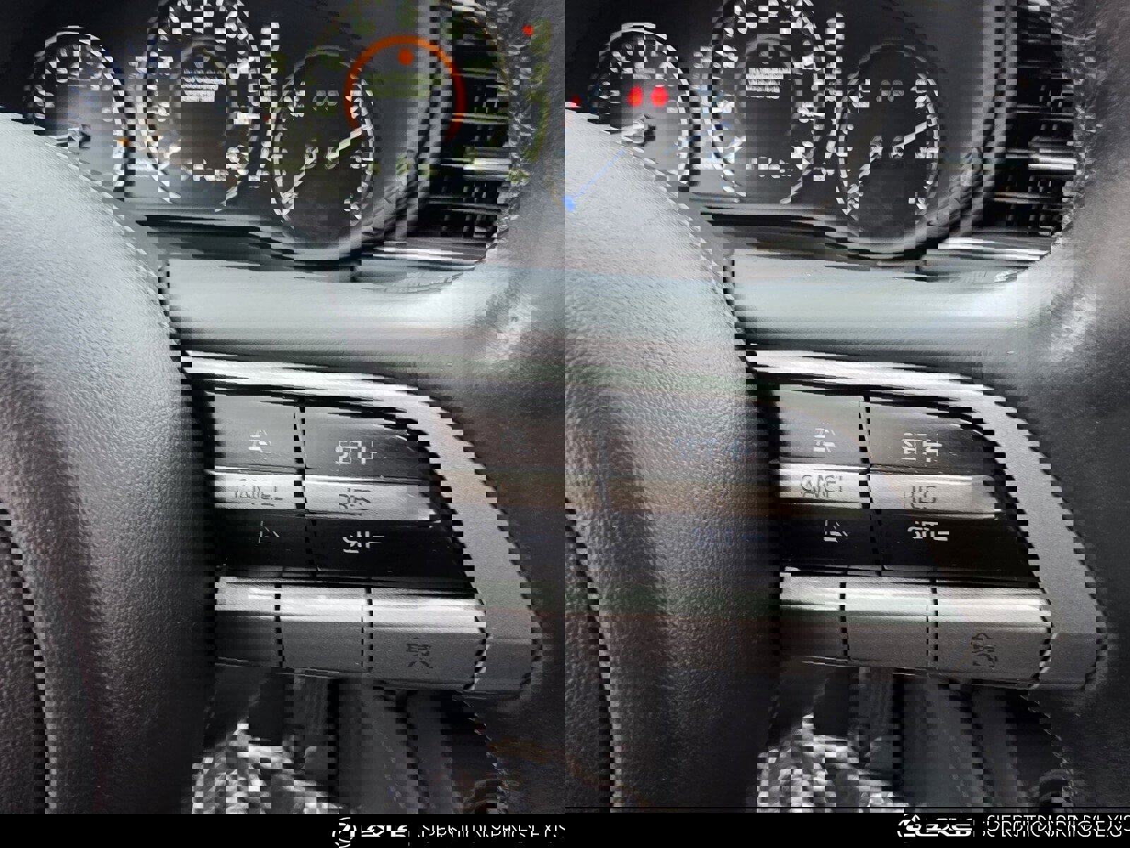 Used 2021 MAZDA CX-30 FWD 2.5 S w/ Select Package image 23