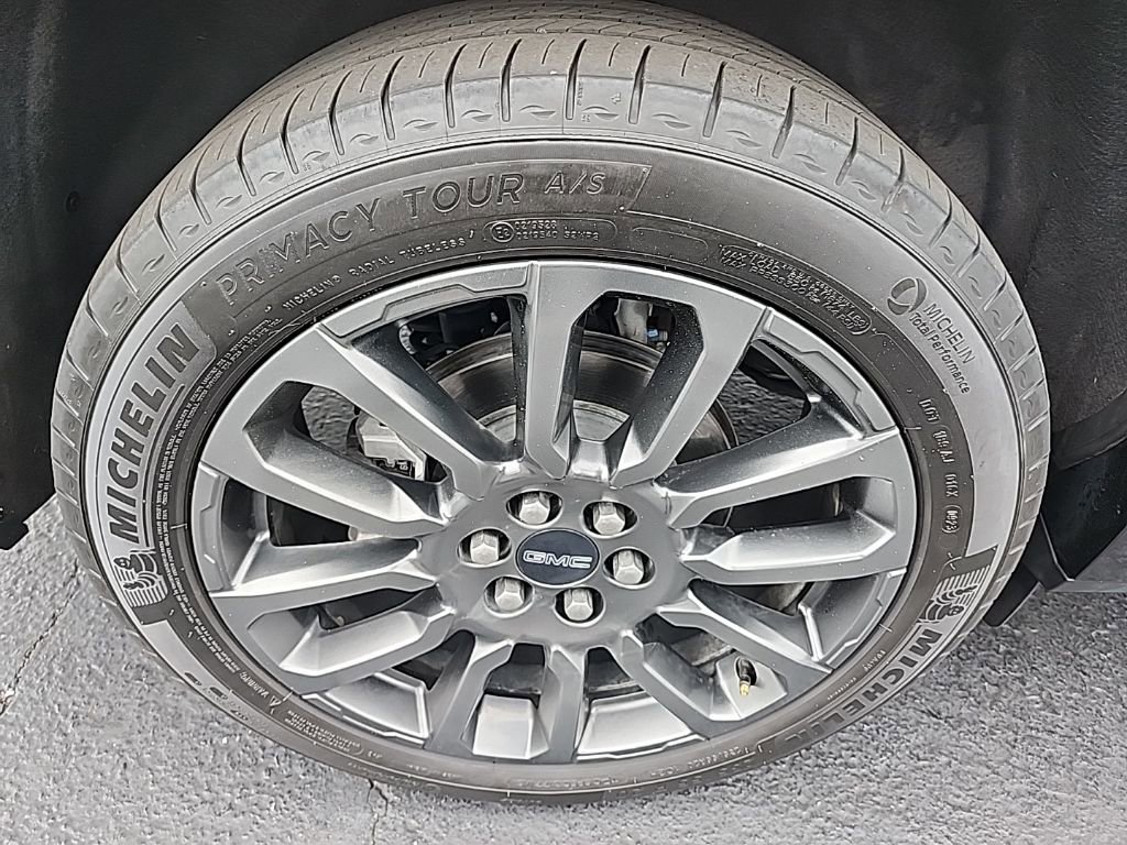 Certified 2023 GMC Acadia Denali w/ Black Diamond Edition image 11