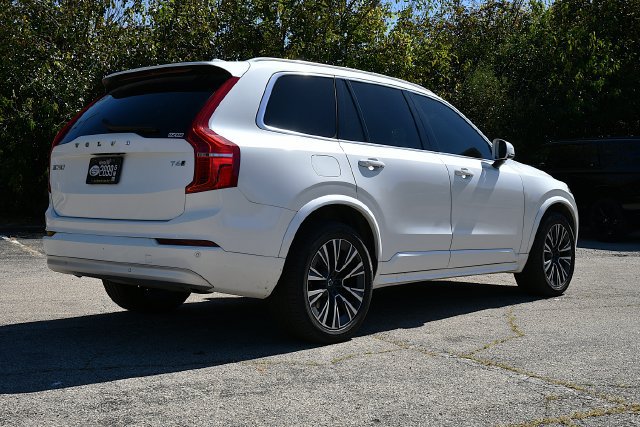 Used 2022 Volvo XC90 T6 Momentum w/ Climate Package AWD/4WD image 7