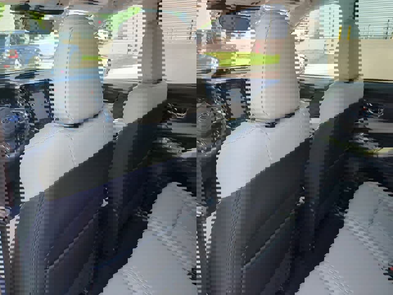 Used 2025 Subaru Ascent Limited image 17