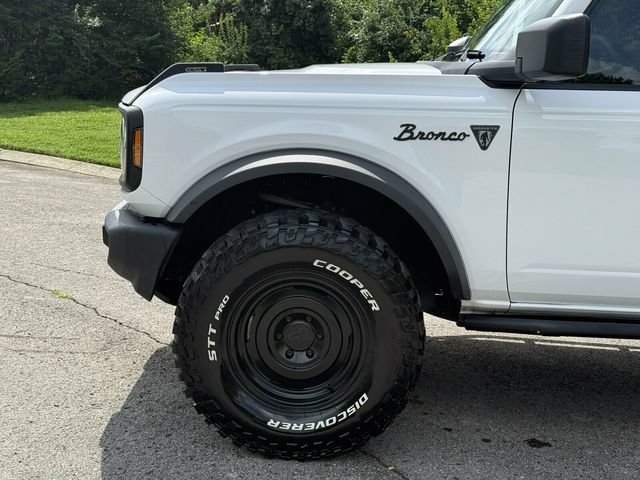 Used 2023 Ford Bronco 2-Door w/ Sasquatch Package AWD/4WD image 3