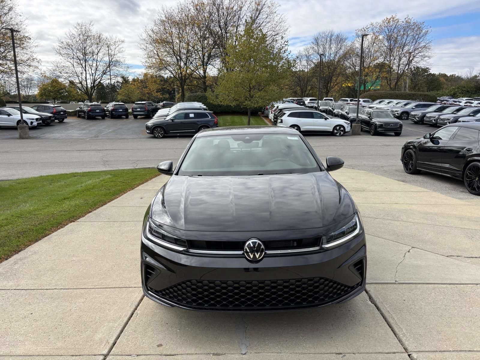 New 2026 Volkswagen Jetta Sport FWD image 2