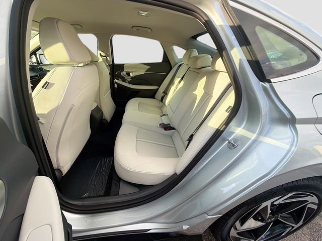 New 2026 Hyundai Sonata SEL FWD image 24