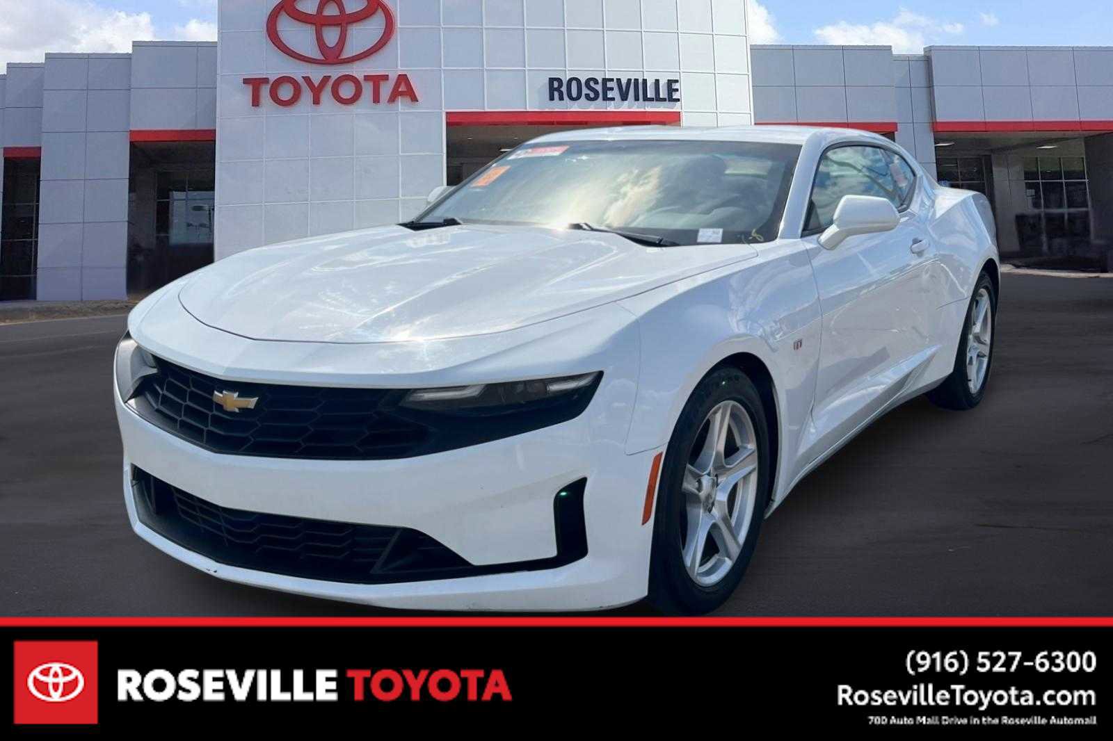 Used 2022 Chevrolet Camaro LT image 1