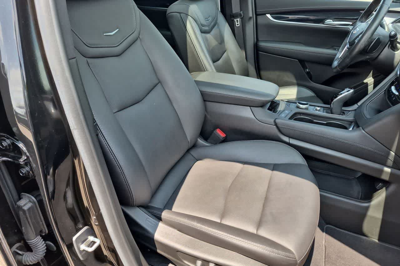 Used 2024 Cadillac XT5 Premium Luxury AWD/4WD image 22