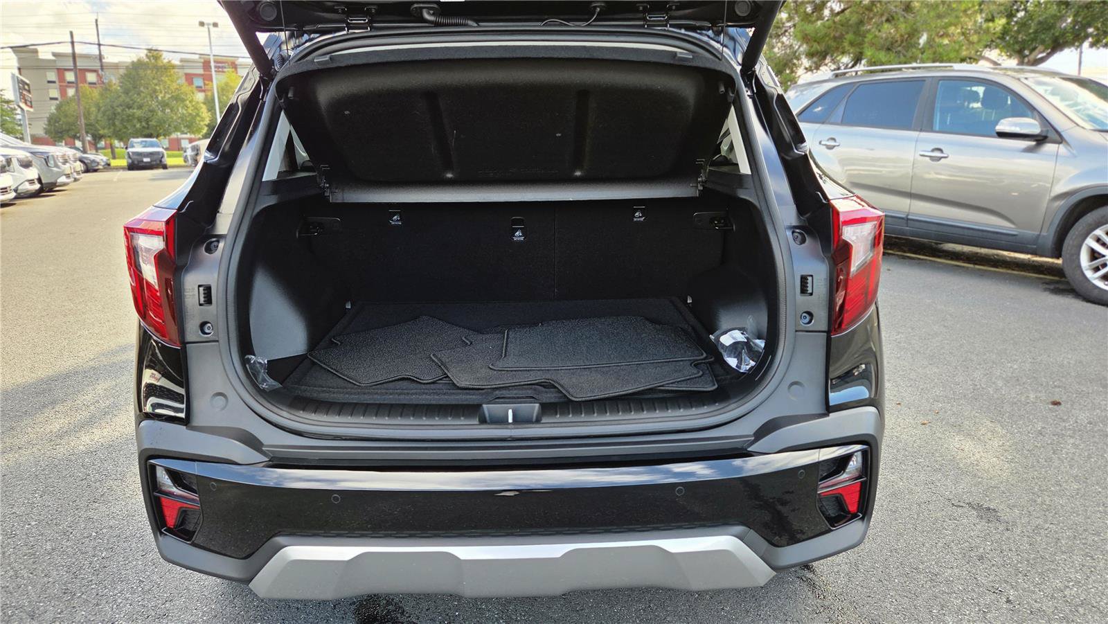 Certified 2026 Kia Seltos EX AWD/4WD image 5