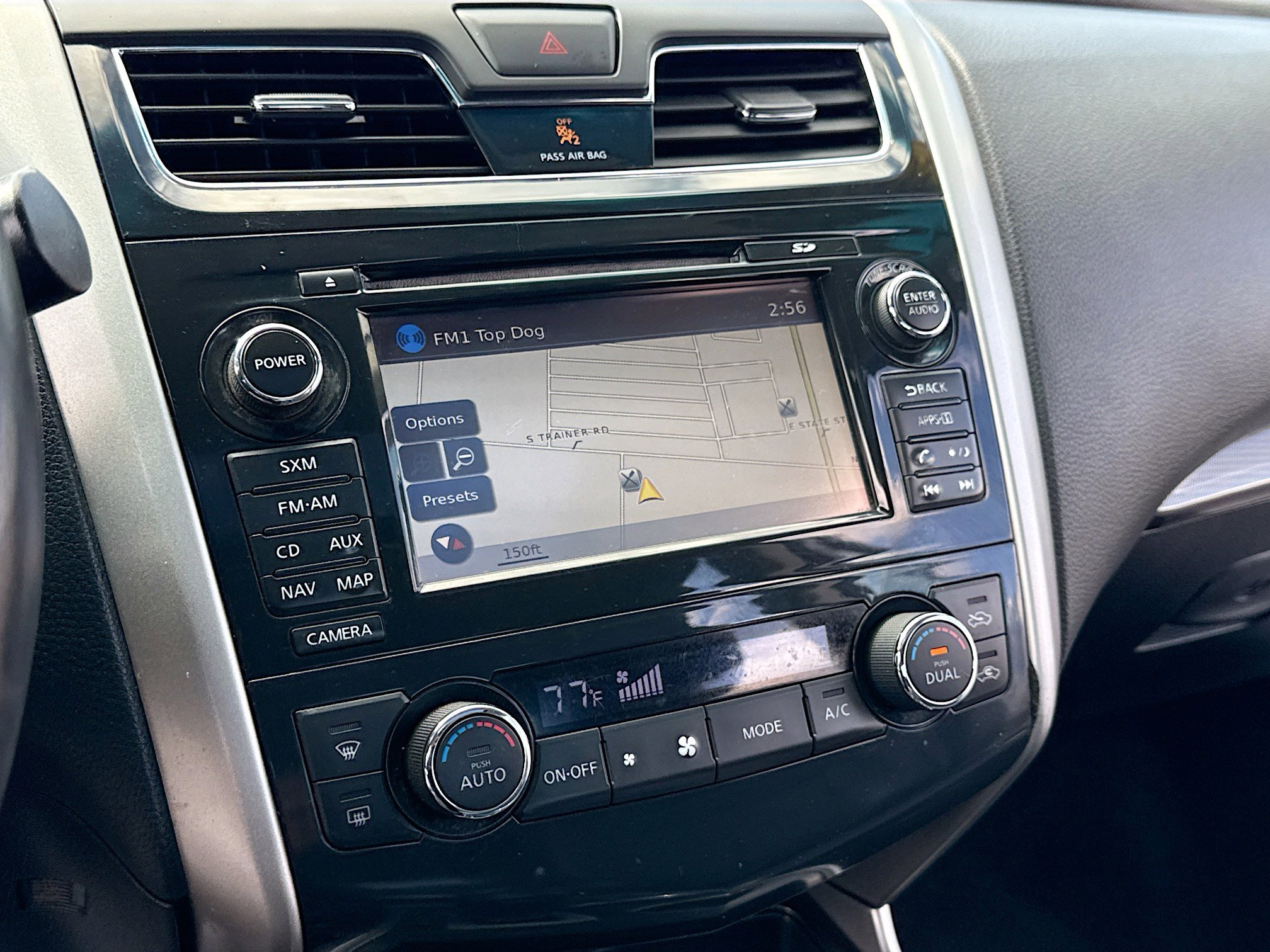 Used 2015 Nissan Altima 2.5 SL w/ Technology Package image 9