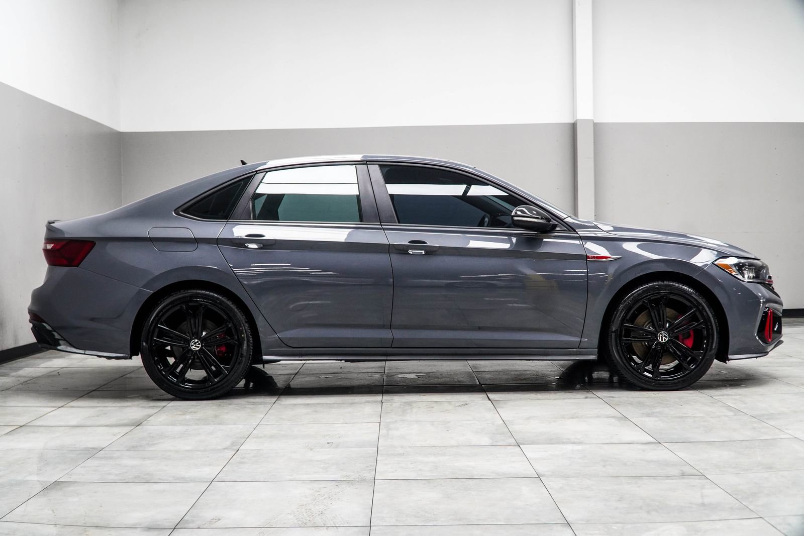 Used 2022 Volkswagen Jetta GLI Autobahn FWD image 6
