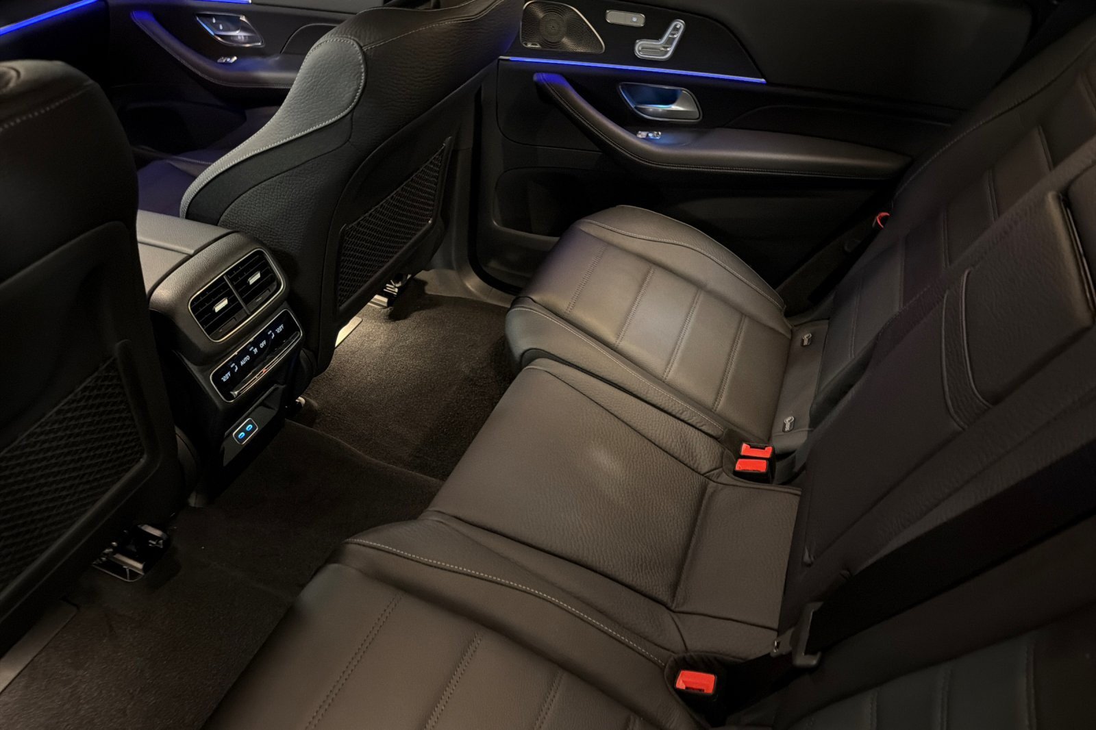 New 2026 Mercedes-Benz GLS 450 4MATIC image 11