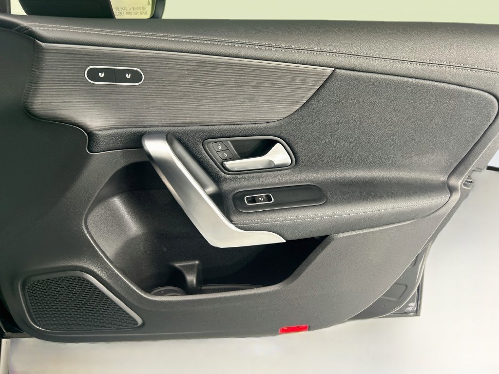 Used 2022 Mercedes-Benz A 220 4MATIC image 23