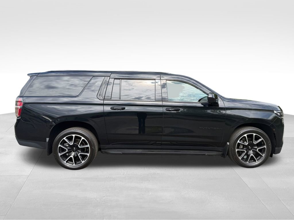 Used 2023 Chevrolet Suburban RST AWD/4WD image 10