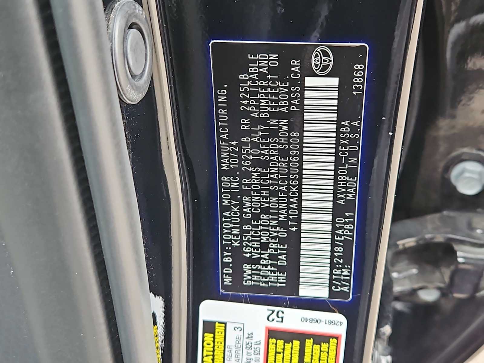 Used 2025 Toyota Camry SE w/ Convenience Package FWD image 34