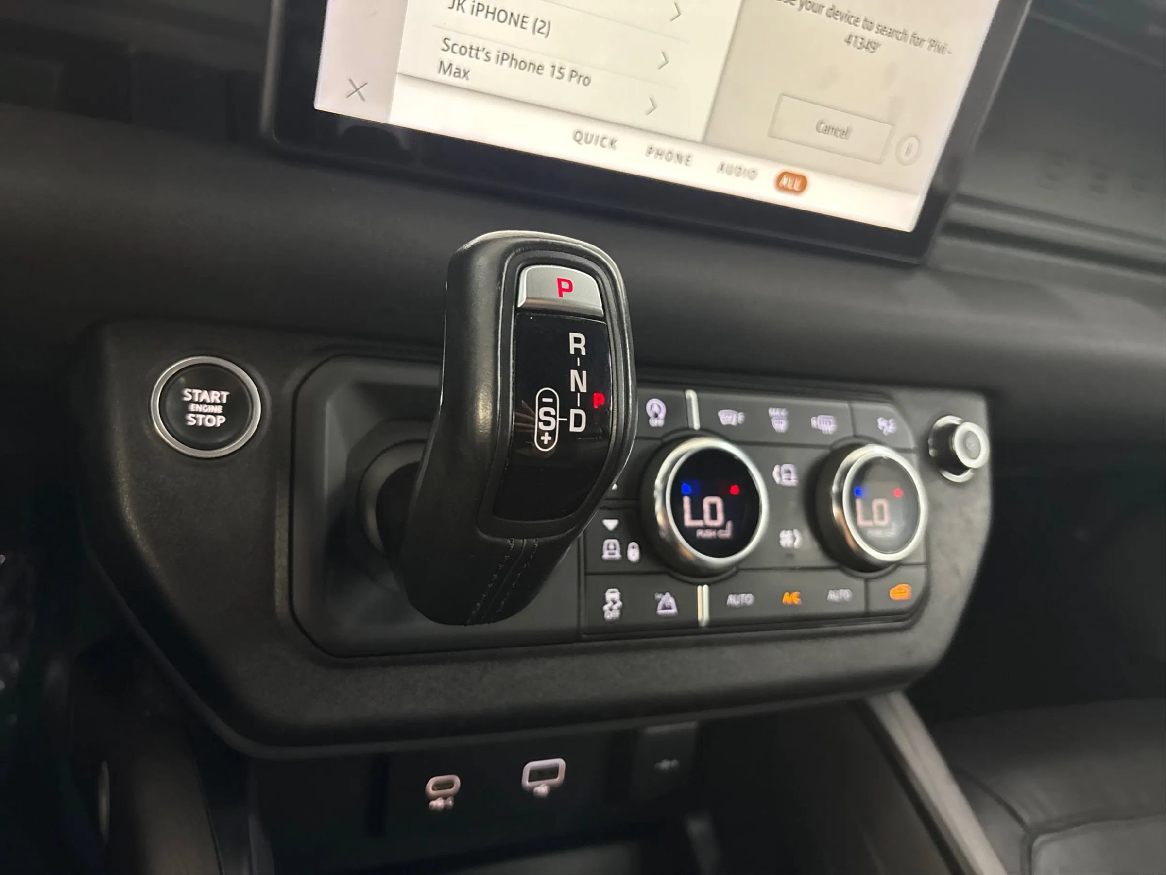 Used 2021 Land Rover Defender 110 X-Dynamic SE AWD/4WD image 47