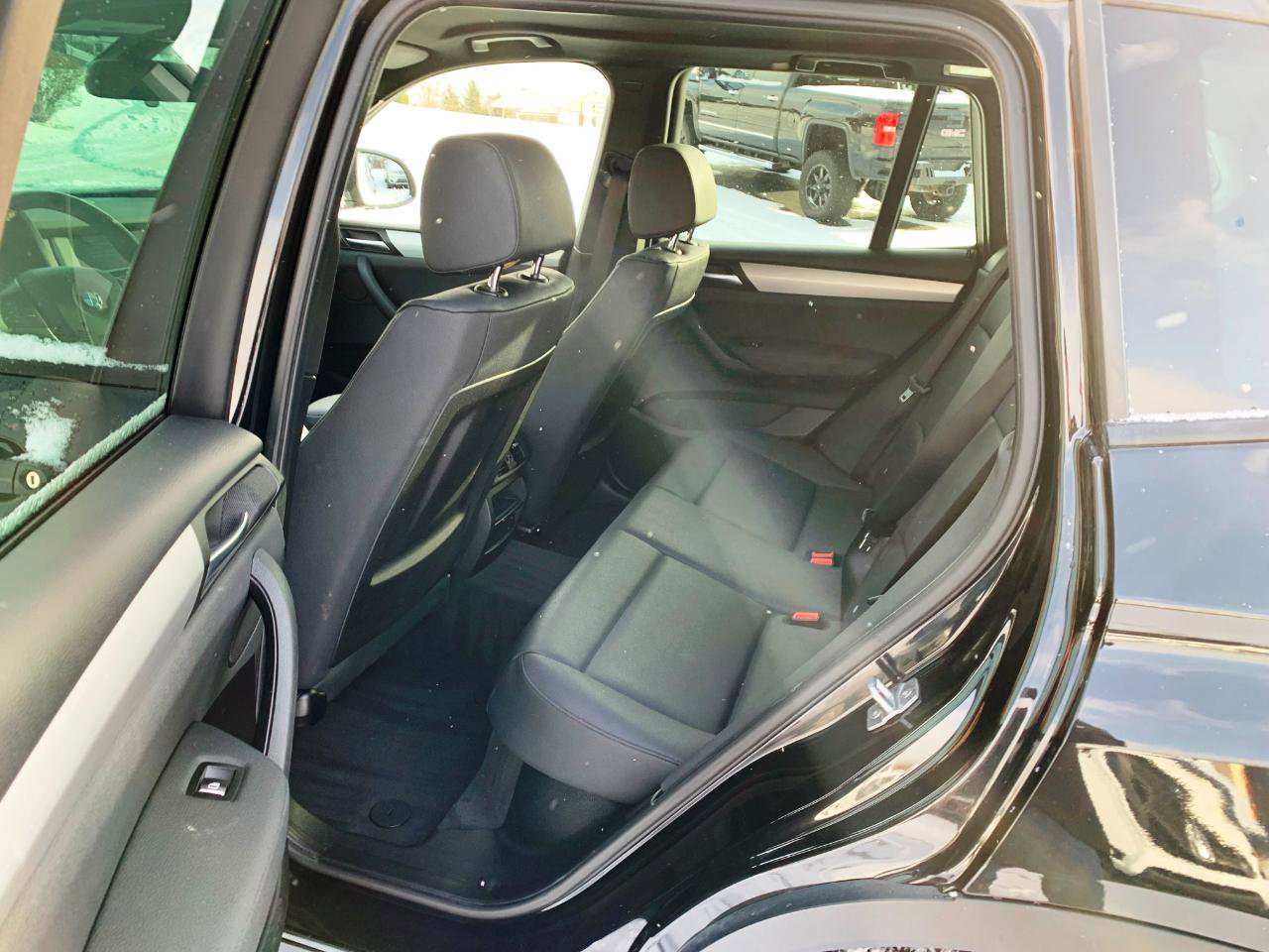 Used 2016 BMW X3 xDrive28i image 7