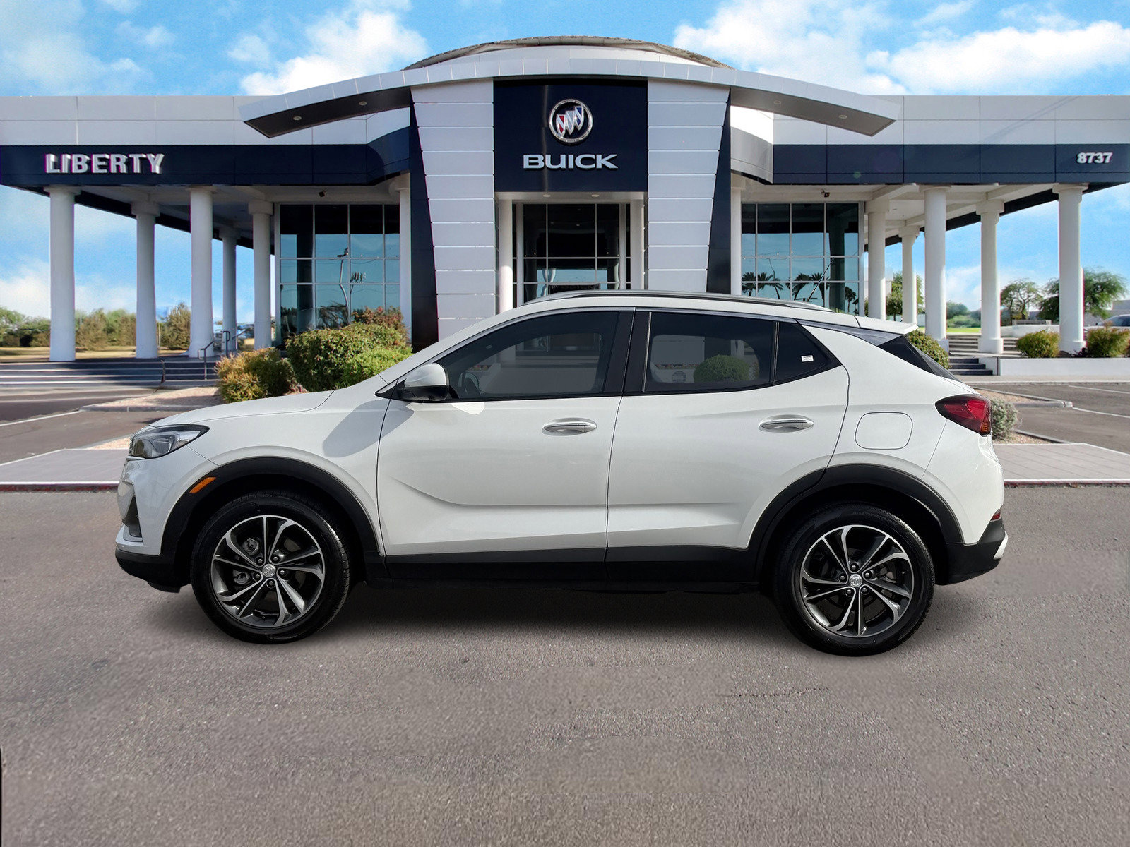 Used 2022 Buick Encore GX Select w/ Advanced Technology Package image 7